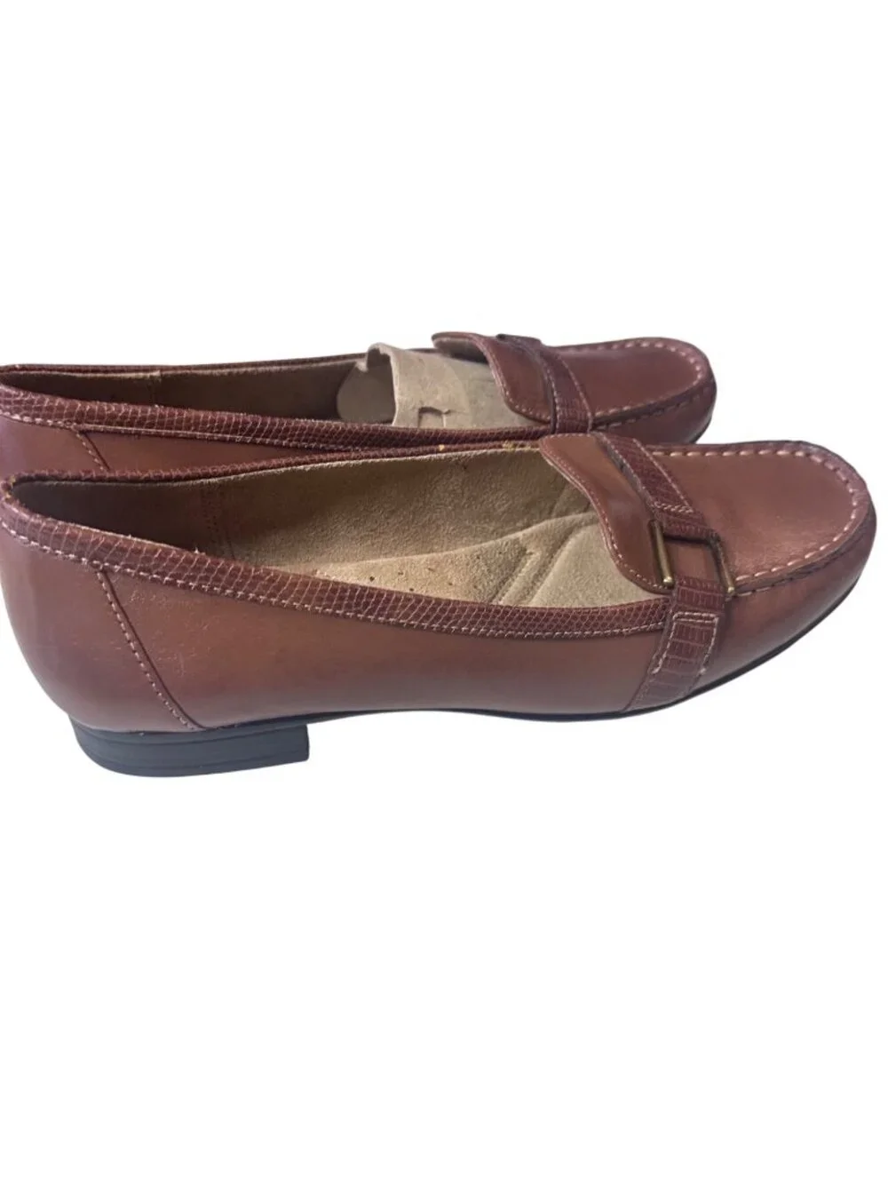 Naturalizer brown leather loafers size 9W